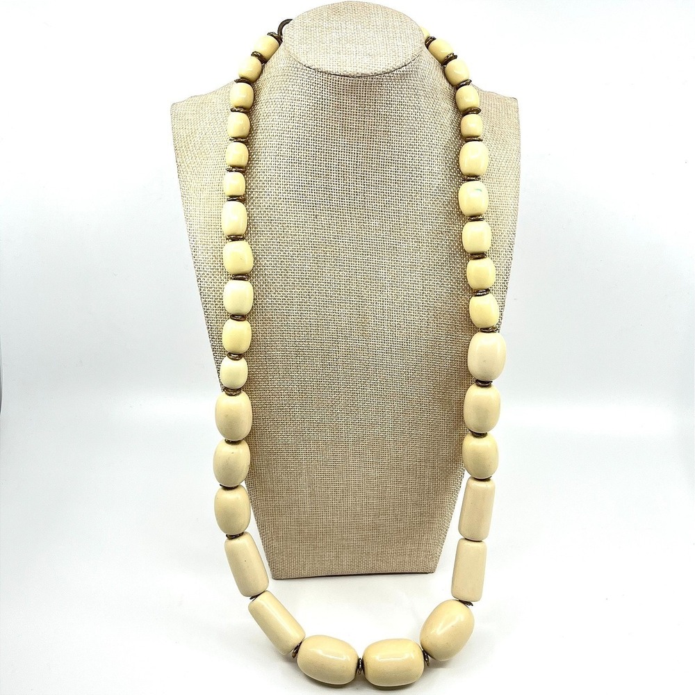 Vintage‎ Retro Cream Chunky Resin Barrel Bead Necklace Boho Statement Classic